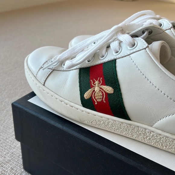 GUCCI - Women’s White Ace Bee Leather Trainers in US 4 - Picture 4 of 8